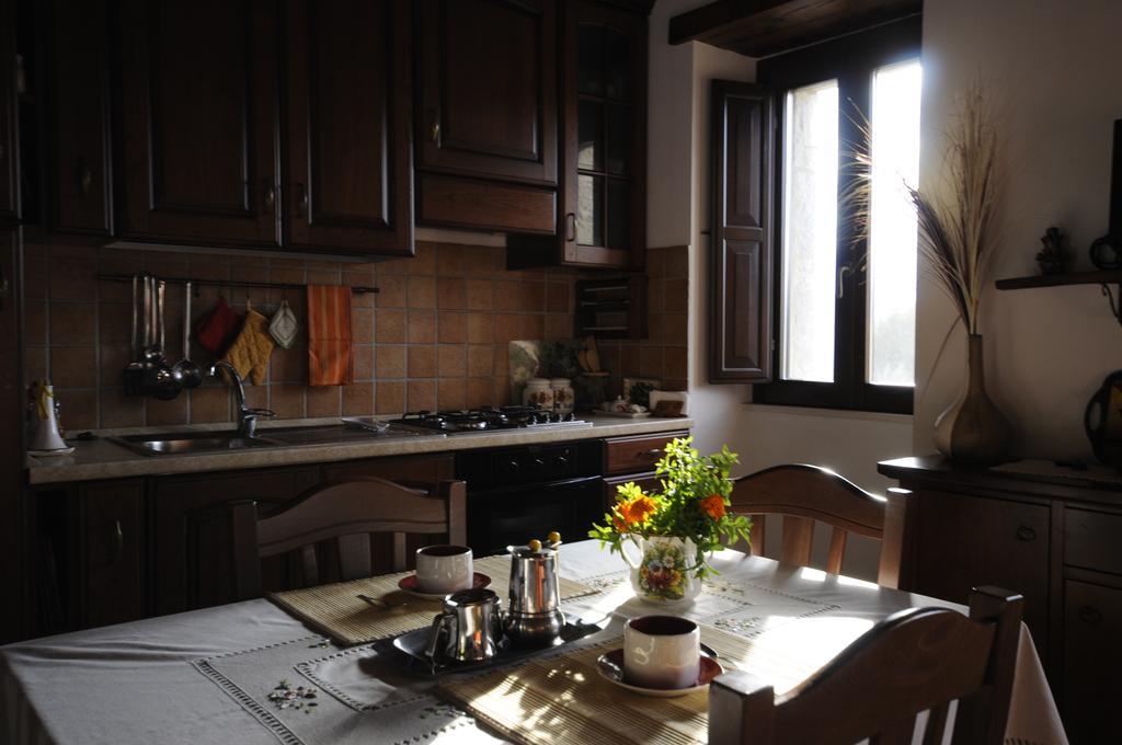 Bb Casavacanze Corneto Apartment Bomba Cameră foto